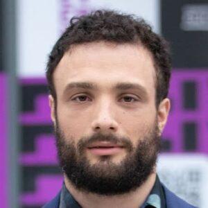 Cosmo Jarvis Bio, Age, Warfare, Shōgun, Net Worth, Wife, Films, Shows